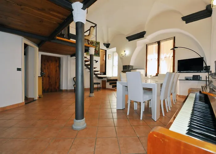 Casa Costa Allegra