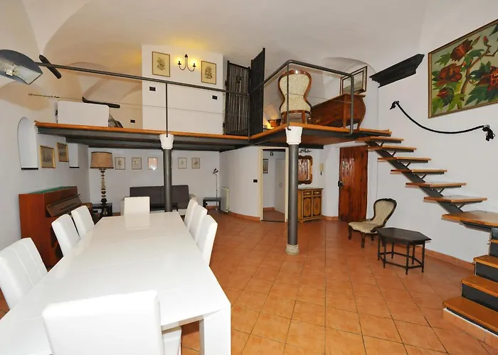 Casa Costa Allegra